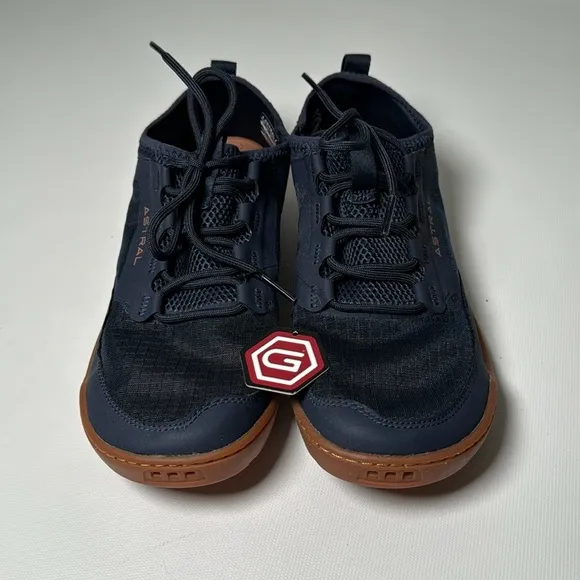 Astral Loyak AC Water Shoes - sz 8
