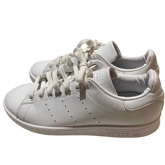 Stan Smith Triple White Adidas Men’s 7.5 Women’s 8.5